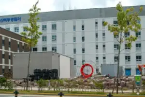 울산 북구 상가서 여중생 2명 추락…1명 숨지고 1명 중상
