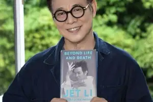 이연걸 “치매, 손 저려 안 움직여” 뜻밖의 고백…‘갑상선 기능 항진증’이라더니 무슨 일 [라이프]