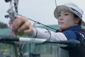 제주 첫 ‘양궁 국대’ 향해… 소녀 궁사의 정조준