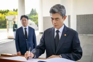“적 도발시 단호 대응”...강신철, 추석 연휴 직후 본격 시험대