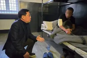 북한군 포로 한국 송환 공개 파문… 외신 “북한 선전전 곤경”