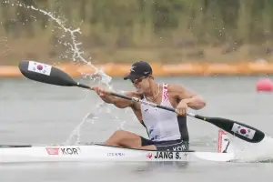 ‘카약 4인승 金’ 장상원, 1인승 500m서 값진 은메달 추가