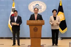 與 “28일 현장조사” vs 野 “국방위 질의”… ‘지뢰 사고’ 이번엔 진실 규명 방식 공방