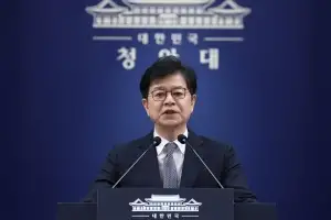 靑 “우크라의 ‘北포로 일방공개·허위공보’ 강력 유감…사과 요구”