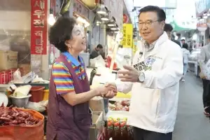 중랑구 ‘알뜰살뜰’ 전통시장 챙기기 [현장 행정]