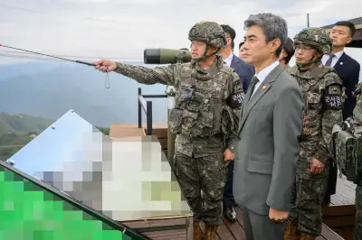 강신철 국방장관, 지뢰 터진 25사단 ‘양복 순시’…국방부 설명은?