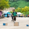 택배 이어달리고 DJ팝업 열고… Z세대 맞춘 이색 채용 설명회