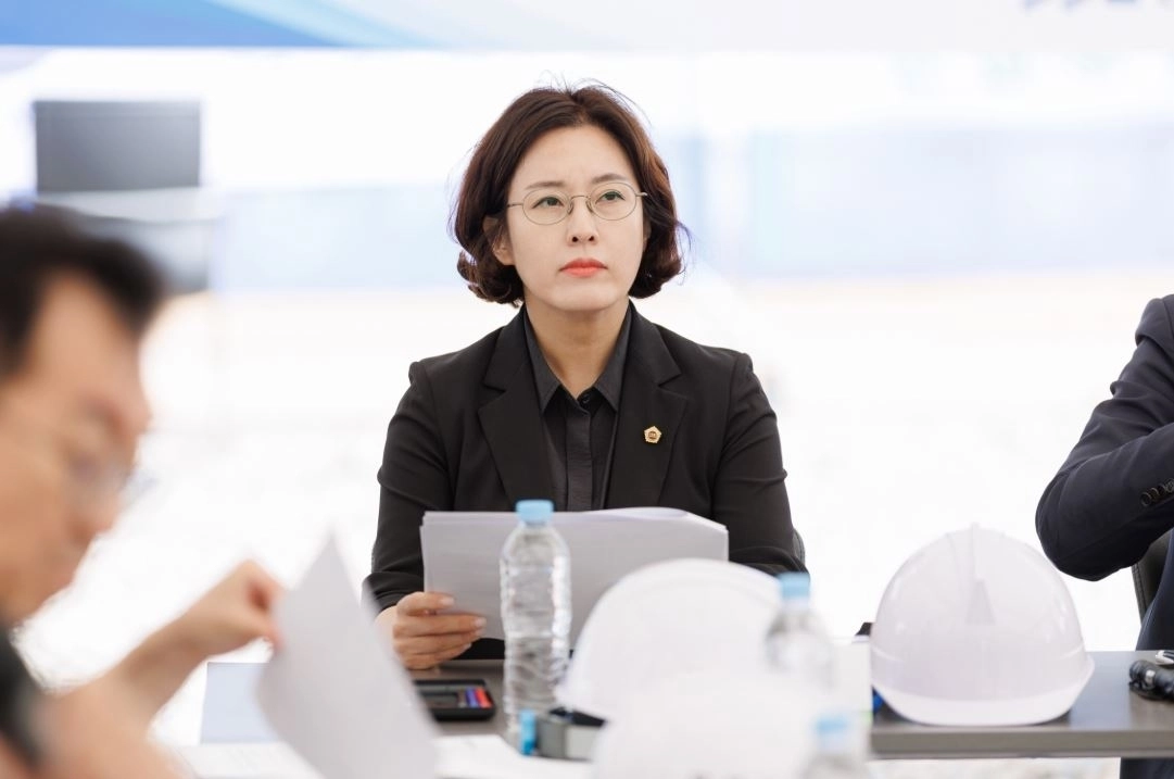 ▲ 지난 28일 열린 고양 창릉 공공주택지구 현장보고회 현장을 찾은 임유진 의원(사진=경기도의회)