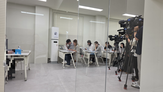 [속보] 경찰 “피해학생 없었다”고 했는데… 피해교사들 “재학생들도 있었다” 엇갈린 주장