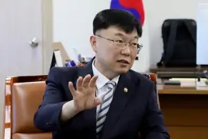 “독자적 국가 DB 구축… 세계 최초 ‘소버린 데이터’ 완성 지원”