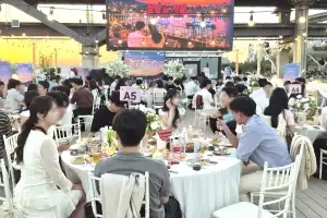 상봉먹자골목서 야장 데이트 ‘설렘 인 서울’