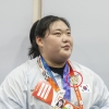 “리원원이랑 바꿨어요!” 세기의 라이벌도 나눈다…오가는 핀 교환, 쌓이는 우정 [나고야 야호]