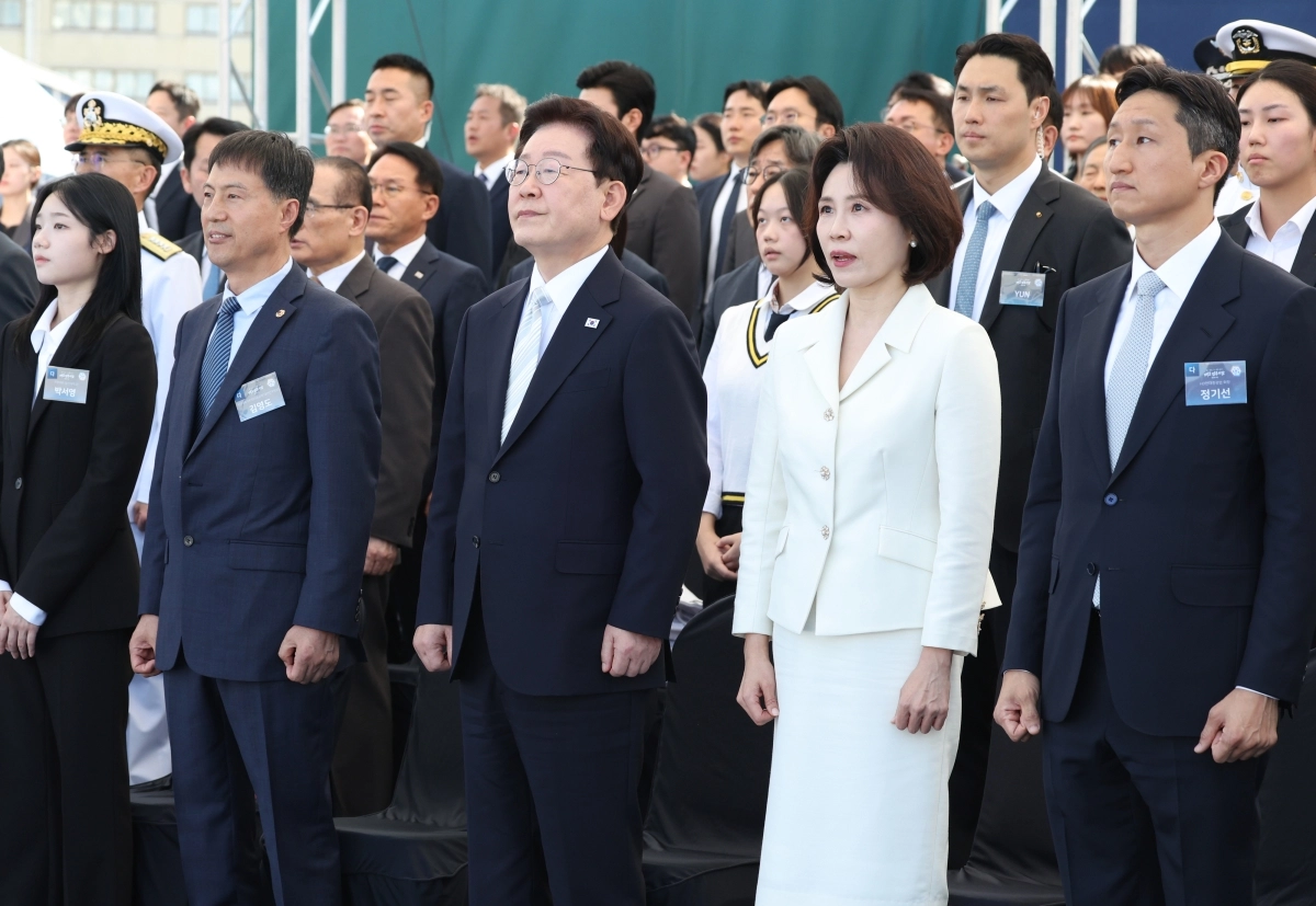 이재명 대통령, 대호김종서함 진수식 참석