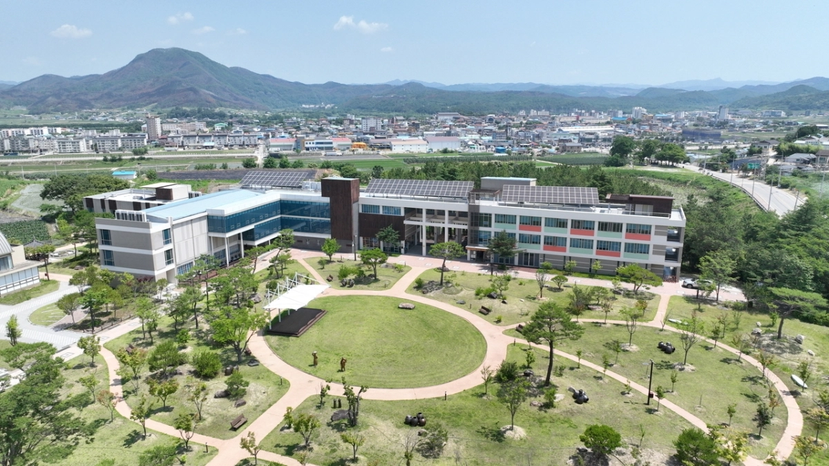 청송군 진보면에 위치한 객주문학관 전경. 청송군 제공