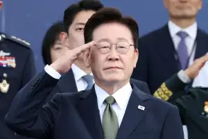 李대통령 “北, 대화 복원 함께하길 촉구…DMZ 장병 부상에 마음 아파”