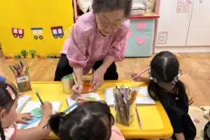 20대에 접은 ‘선생님 꿈’, 종이접기로 다시 펼친 90세 백혜영씨