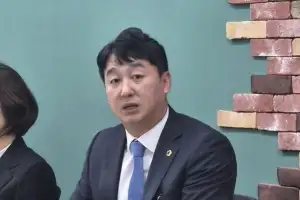손성익 경기도의원, 파주 학교 현장 순회 이틀째… “과밀의 연쇄 효과 아이들이 고스란히 떠안고 있어”