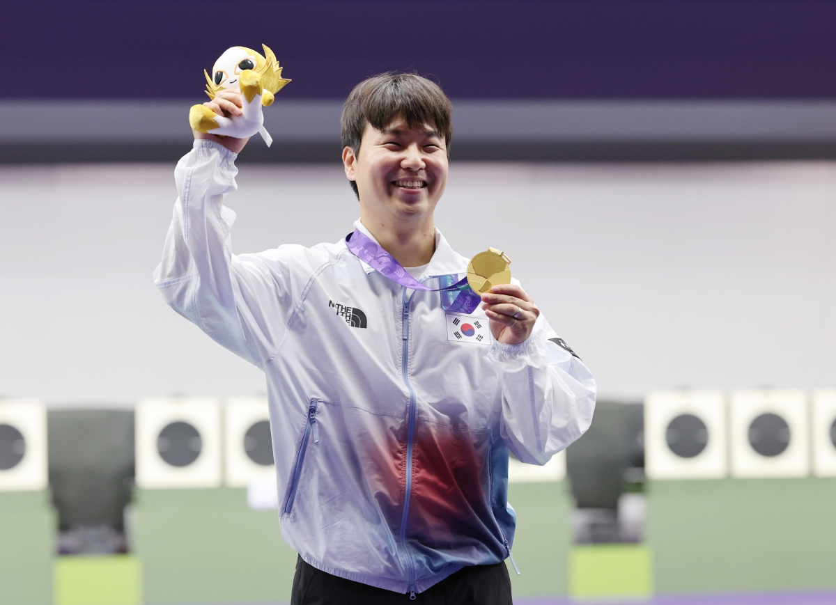 속사권총 이건혁. 연합뉴스