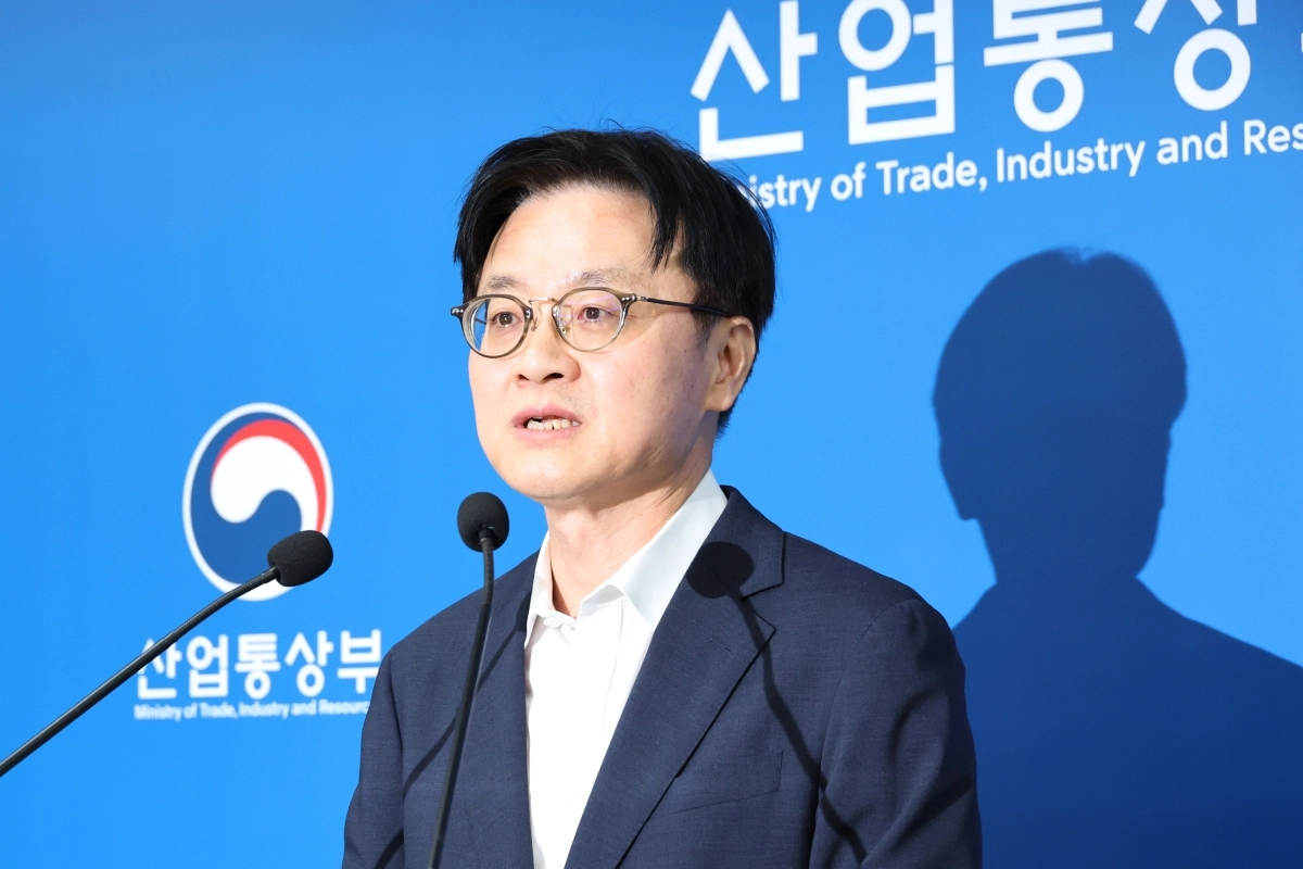 대미 투자 프로젝트 설명하는 김정관 산업부 장관
