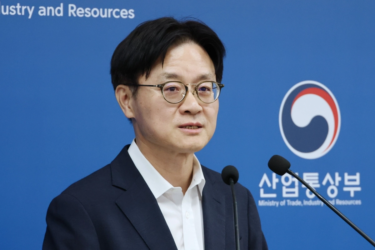 대미 투자 프로젝트 설명하는 김정관 산업부 장관