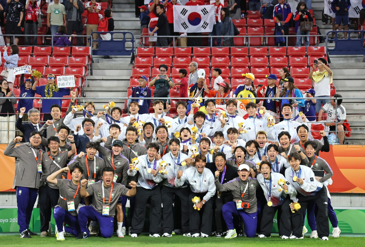 아시안게임 남자축구, 4회 연속 금메달