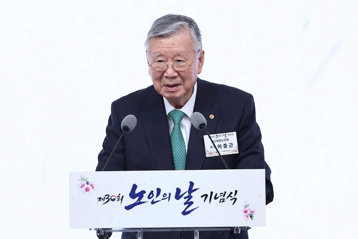 이중근 대한노인회장(부영그룹 회장)