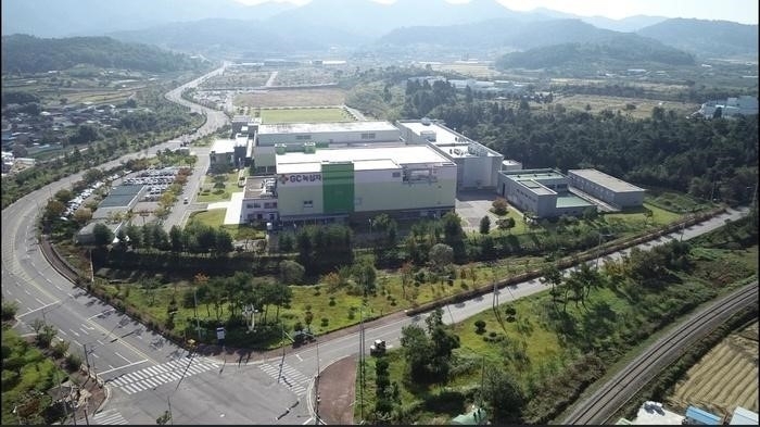 전남광주 화순 바이오 특화단지 일대 전경. 화순전남대병원과 국가면역치료혁신센터, 백신안전기술지원센터, 미생물실증지원센터 등 백신·바이오 의약품 연구·지원 인프라가 집적돼 있다.  화순군 제공
