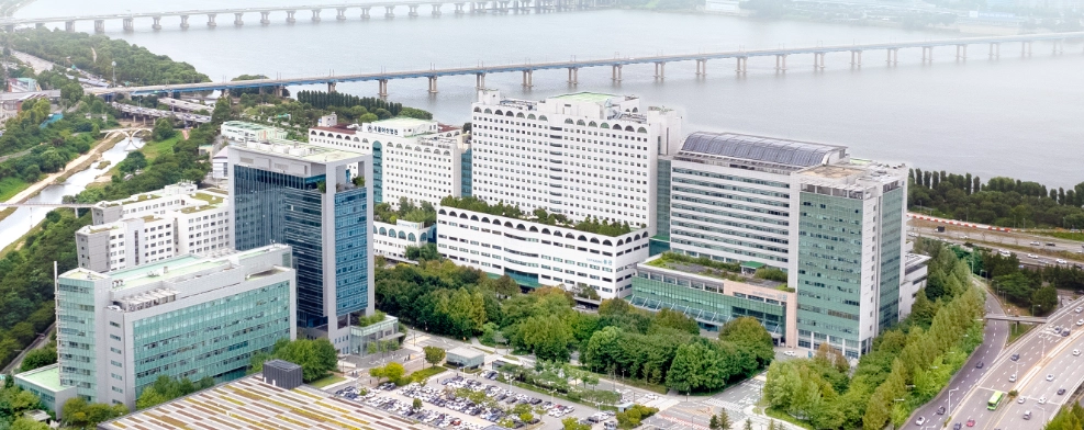 서울아산병원은 국내외 평가에서 글로벌 의료를 선도하는 한국의 대표 병원으로 평가받고 있다. 사진은 서울아산병원 전경. 서울아산병원 제공