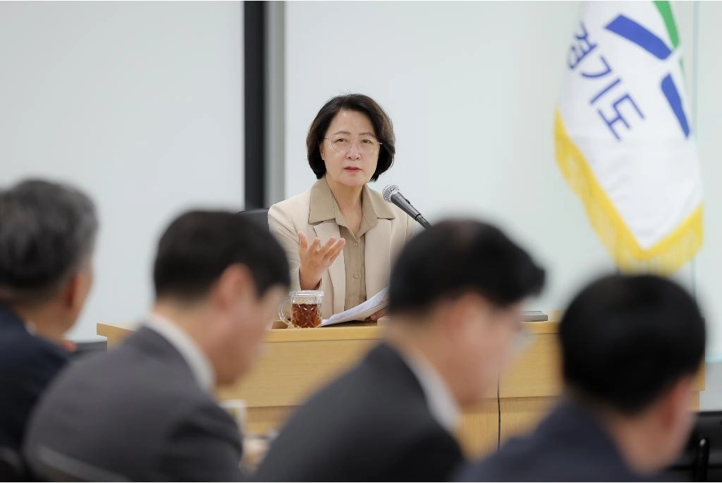 추미애 경기도지사가 6일 오후 도지사 주재 주간 회의에서 발언하고 있다. 경기도 제공