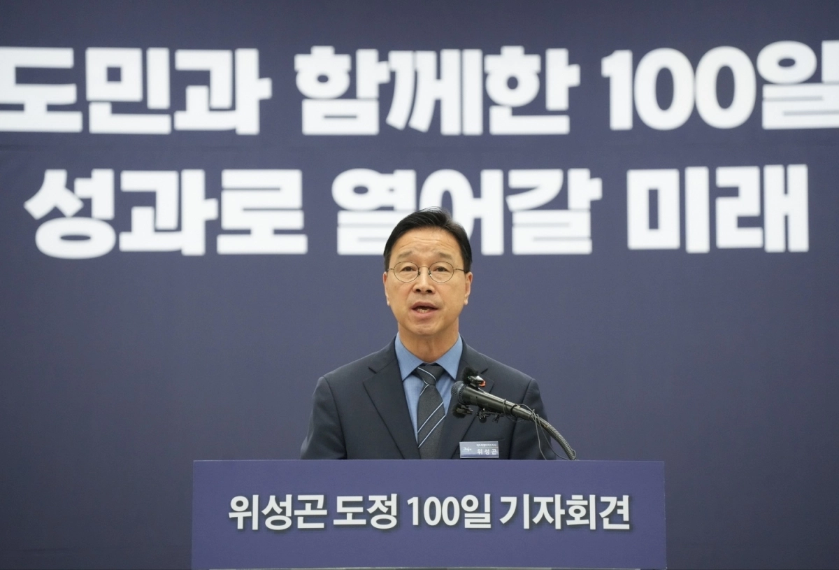 위성곤 제주도지사가 7일 취임 100일을 맞아 도청 탐라홀에서 기자회견을 열고 있다. 제주도 제공