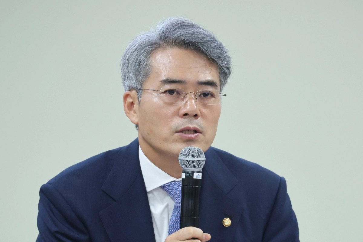 김기표 더불어민주당 의원이 7일 서울 여의도 국회 의원회관에서 열린 공수처 기능 전면 개편 토론회에서 발언하고 있다. 2026.10.7/뉴스1