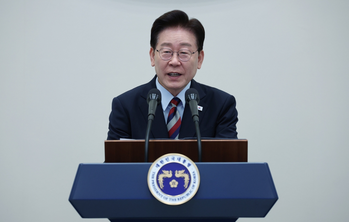 이재명 대통령이 7일 청와대에서 열린 재일본대한민국민단 창단 80주년 기념 간담회에서 환영사를 하고 있다. 연합뉴스