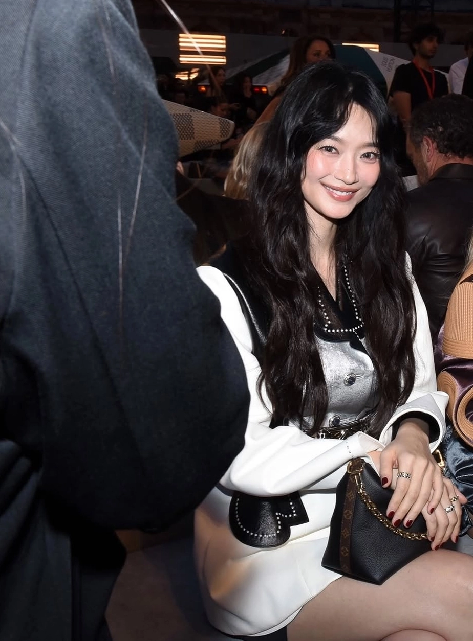 사진=신민아 인스타그램 캡처