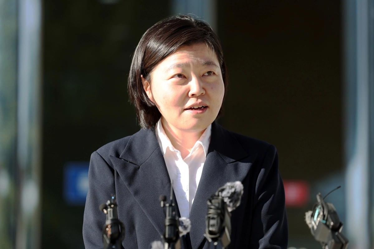 출근길 문답 나선 임은정 광주중수청장