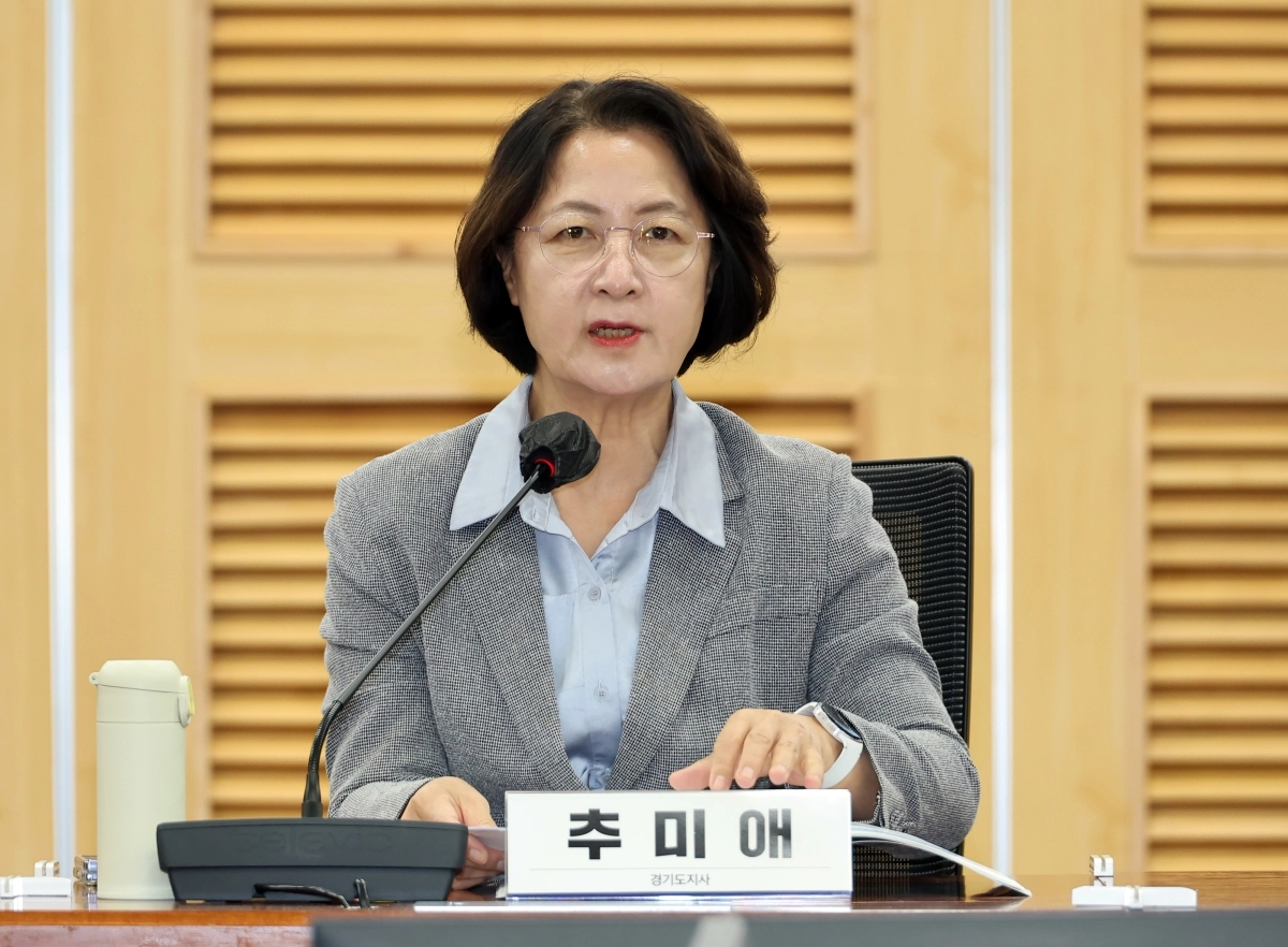 추미애 경기도지사가 28일 국회 의원회관에서 열린 3기 신도시 자족강화와 신속추진을 위한 제도개선 과제 토론회에서 환영사를 하고 있다. 2026.9.28 연합뉴스
