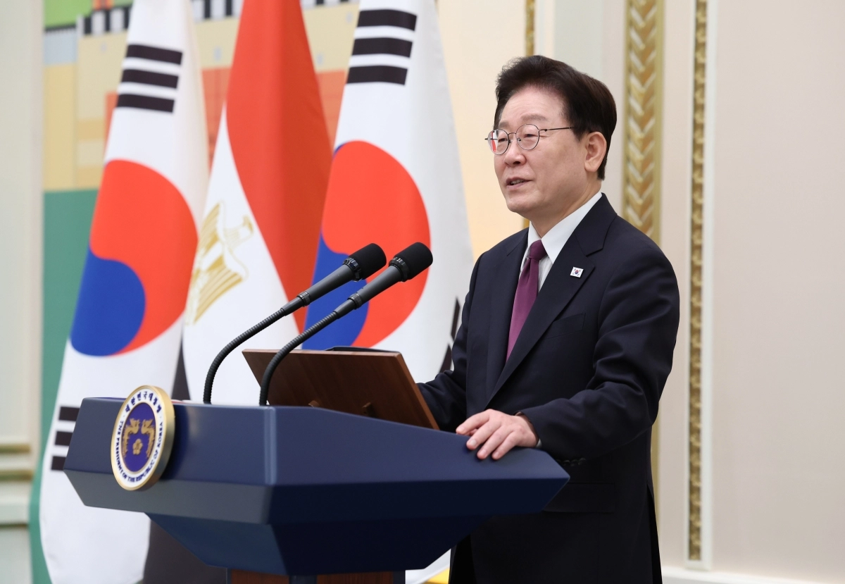 이재명 대통령이 지난 8일 청와대에서 열린 압델 파타 알시시 이집트 대통령 국빈 방한 환영 오찬에서 환영사를 하고 있다. 연합뉴스