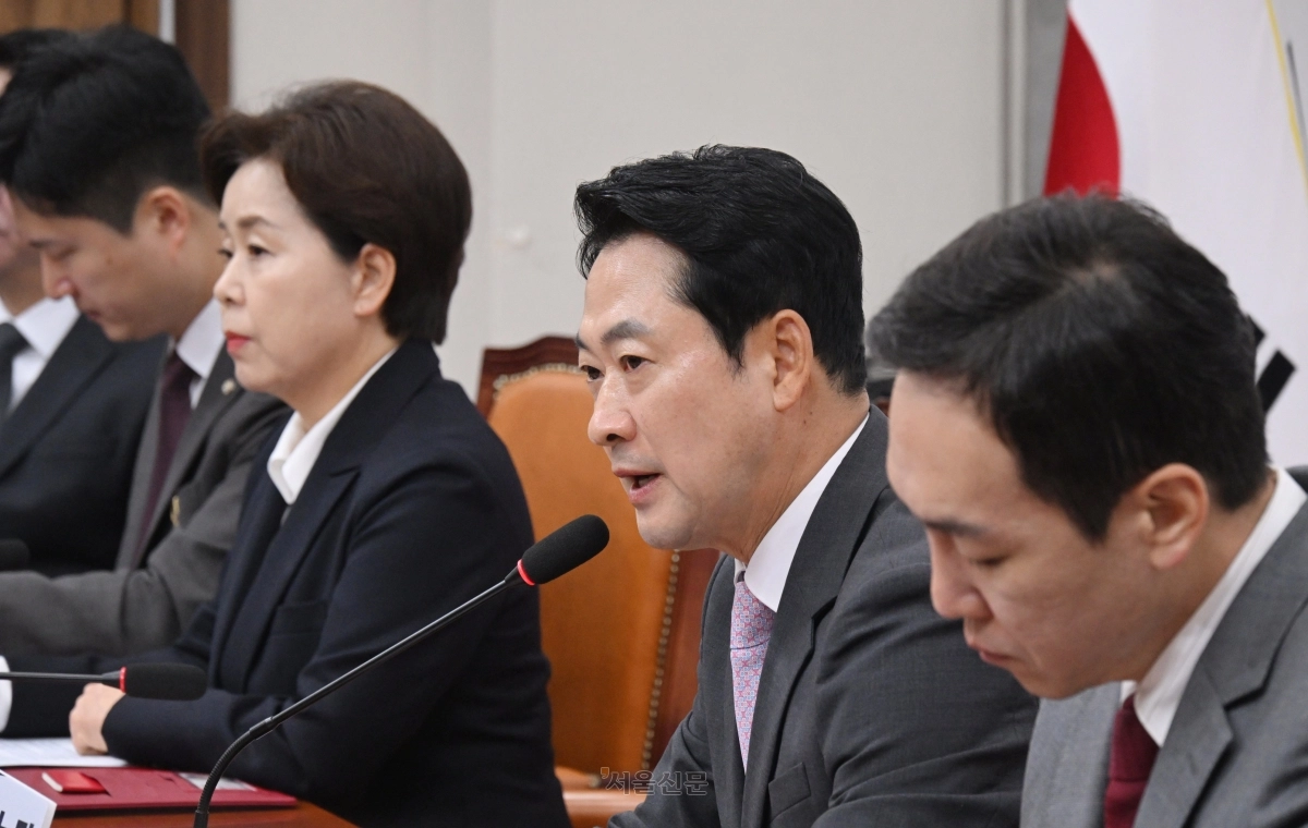 장동혁  국민의힘 대표가 12일 국회에서 열린 최고위원회의에서 발언 하고 있다. 안주영 전문기자
