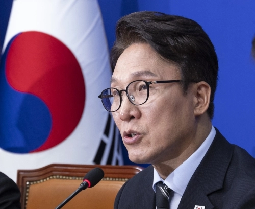 더불어민주당 김민석 대표가 12일 국회에서 열린 최고위원회의에서 발언하고 있다. 2026.10.12 연합뉴스