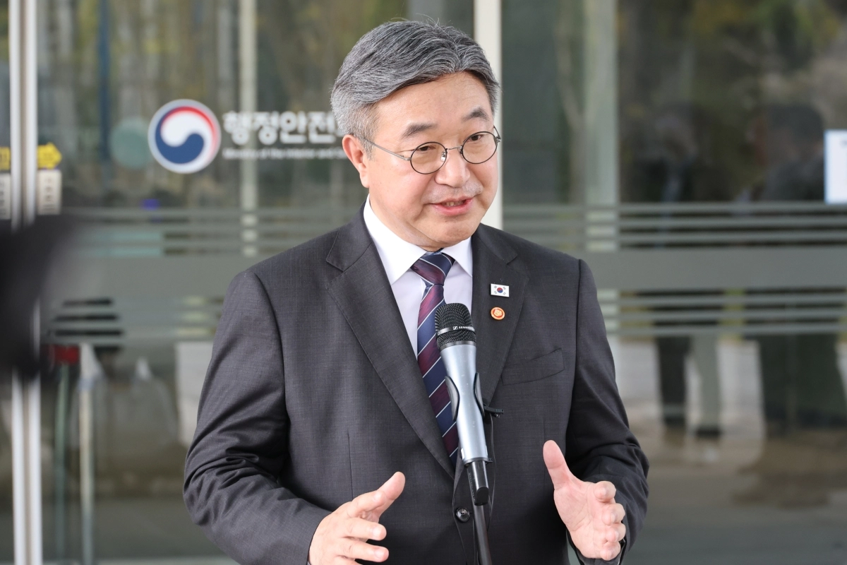 ‘임은정 감찰지시’ 질문에 답하는 윤호중 행안부 장관