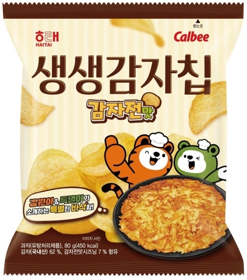 강원도와 해태제과, 롯데마트·슈퍼가 협력해 생산·판매하는 ‘생생감자칩 감자전맛’. 강원도 제공