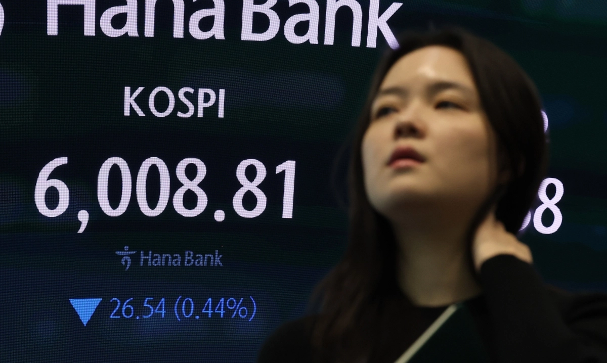 코스피, ‘6천피’ 턱걸이로 장종료