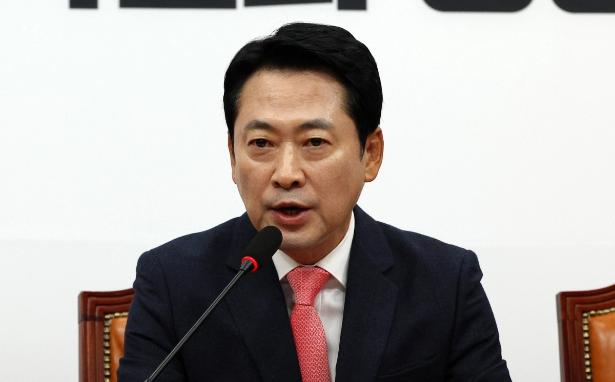 장동혁 국민의힘 대표가 15일 국회에서 열린 최고위원회의에서 발언하고 있다. 뉴시스