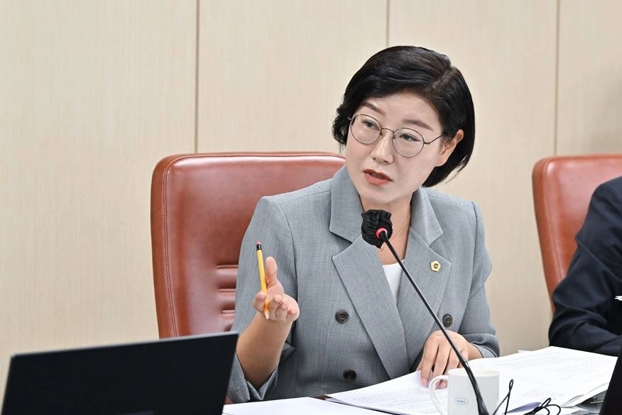 질의하는 김미주 의원. 서울시의회 제공