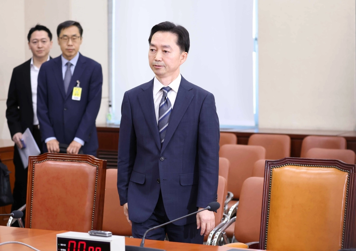 김지용 초대 중대범죄수사청장이 14일 국회 행정안전위원회에서 열린 인사청문회에 출석하고 있다. 연합뉴스