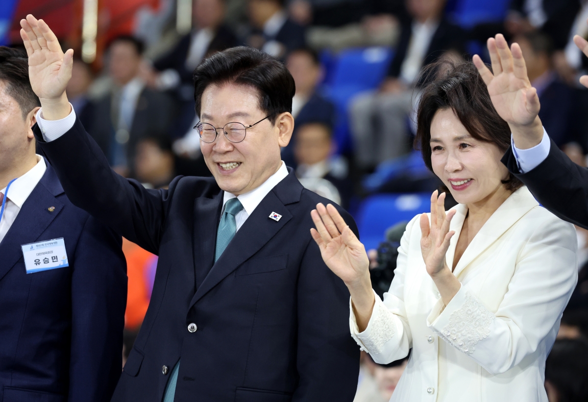 이재명 대통령 부부, 전국체전 개막식 참석