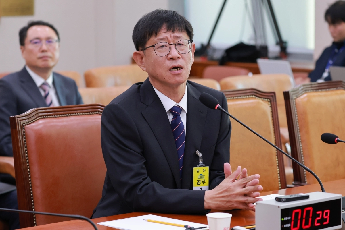 최길수 특별감찰관 후보자가 지난달 18일 국회 법제사법위원회에서 열린 인사청문회에서 법사위원 질의에 답하고 있다. 2026.9.18 연합뉴스