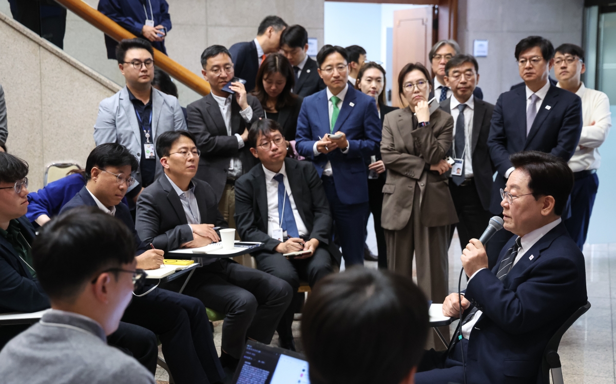 thumbnail - 李대통령 “전작권 환수, 충분히 감당 가능”<br>임기 내  조기 환수 의지 분명히 재확인