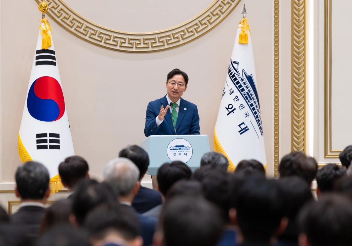 임광현 비서실장, 직원과의 대화