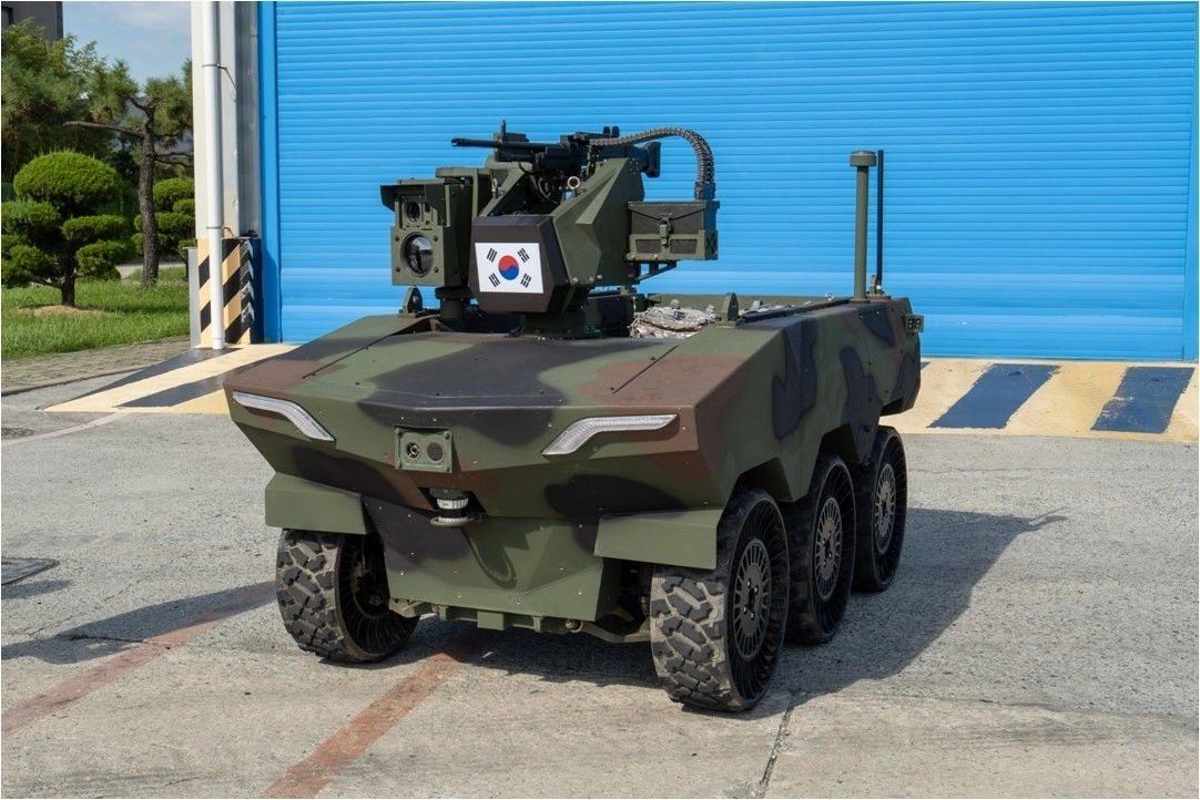 한화에어로스페이스 다목적무인차량 아리온스멧.