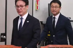 최고위 참석하는 김민석 대표